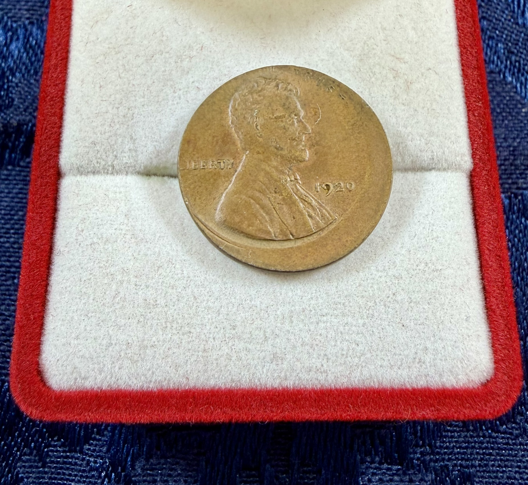 Wheat 1920 (off center strike) · Lot 2513 photo 2