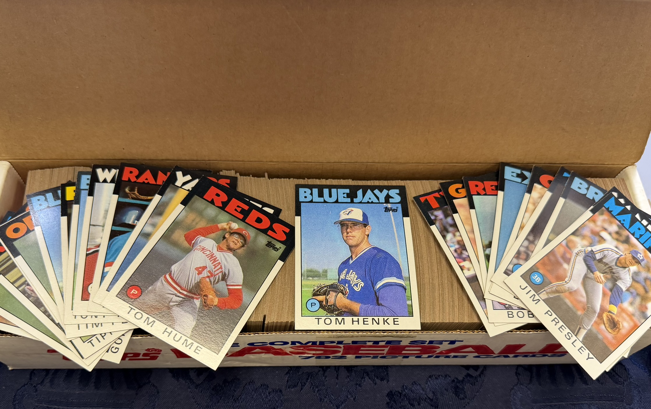 Box of Topps Baseball Cards · Lot 545 photo 2